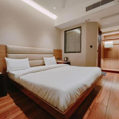 Hotel Ashish Continental Фагвара Екстер'єр фото